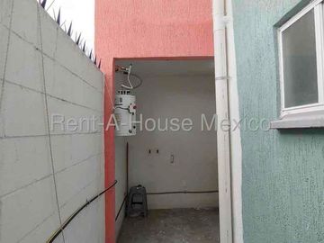 DEPARTAMENTO EN RENTA, EN PLANTA BAJA EN VILLAS DEL REFUGIO