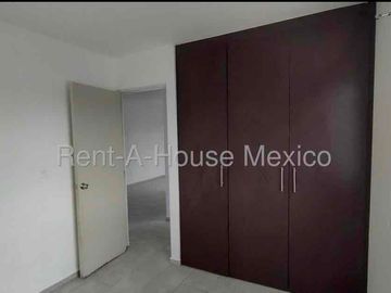 DEPARTAMENTO EN RENTA, EN PLANTA BAJA EN VILLAS DEL REFUGIO