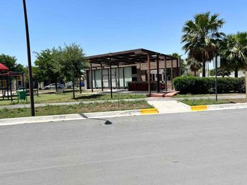 Casa · 160m² · 3 recámaras · 2 estacionamientos