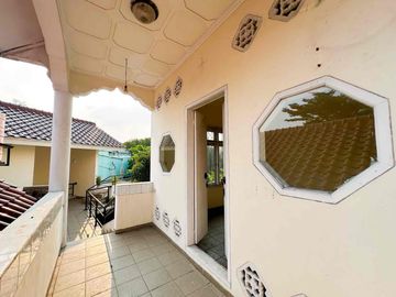 Rumah mewah di Raffless Hills Cibubur