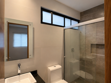 CASA EN VENTA EN VILLA MAGNA