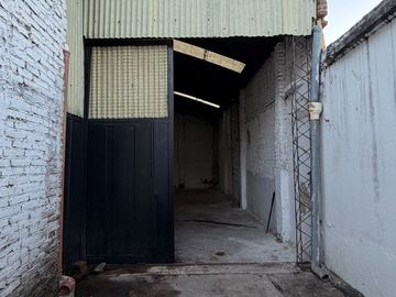 ALQUILO LOCAL COMERCIAL + GALPÓN. ALTO GENERAL PAZ