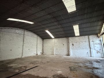 ALQUILO LOCAL COMERCIAL + GALPÓN. ALTO GENERAL PAZ