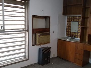 AV. GENERAL PAZ 81 – PISO 8 – 1 DORMITORIO