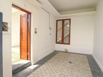 VILA NYAMAN LANTAI 2 DAERAH MUNGGU