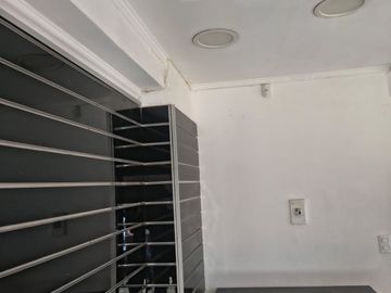 Se vende Local comercial en Portal Alamos, Viña del Mar