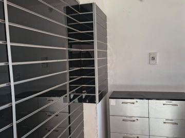 Se vende Local comercial en Portal Alamos, Viña del Mar