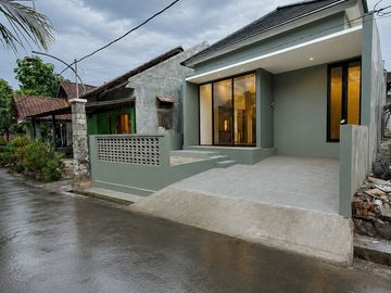 Rumah Minimalis Limasan Modern dekat Pasar Cebongan