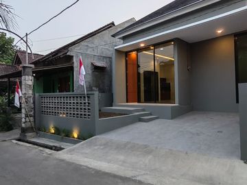 Rumah Minimalis Limasan Modern dekat Pasar Cebongan