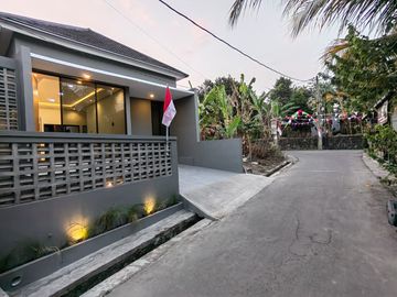 Rumah Minimalis Limasan Modern dekat Pasar Cebongan