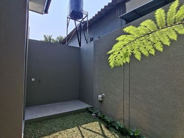 Rumah Modern Limasan Full Furnished di Margomulyo Seyegan