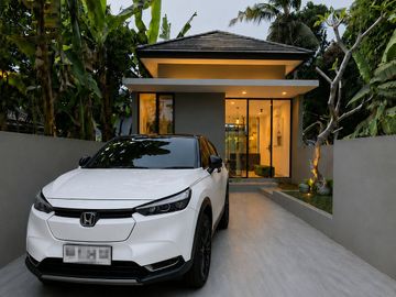 Rumah Modern Limasan Full Furnished di Margomulyo Seyegan