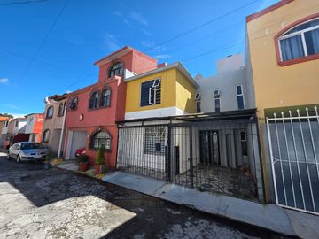 CASA EN VENTA EN SEGUNDA PRIVADA DE CEBORUCO TOLUCA ESTADO DE MEXICO