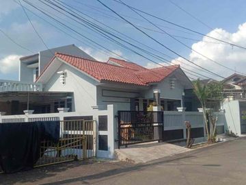 Jual/Sewa Rumah Tanah Luas Lokasi Strategis Pondok Cibubur