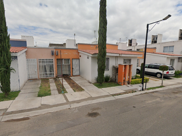 Venta Casa Av Parque Santiago, Fundadores, Santiago de Querétaro (GM)