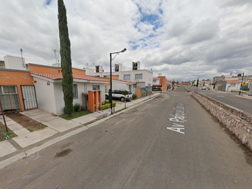 Venta Casa Av Parque Santiago, Fundadores, Santiago de Querétaro (GM)