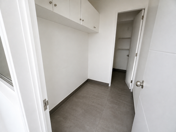 VENDO DEPARTAMENTO EN MIRAFLORES
