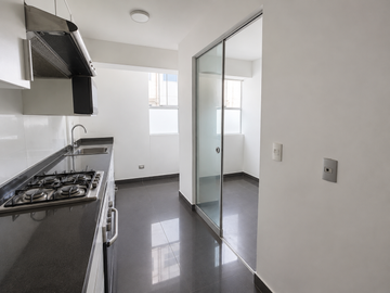 VENDO DEPARTAMENTO EN MIRAFLORES