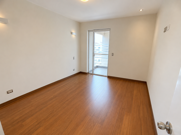 VENDO DEPARTAMENTO EN MIRAFLORES