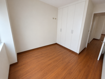 VENDO DEPARTAMENTO EN MIRAFLORES