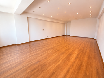 VENDO DEPARTAMENTO EN MIRAFLORES