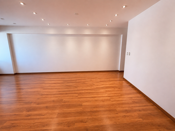 VENDO DEPARTAMENTO EN MIRAFLORES