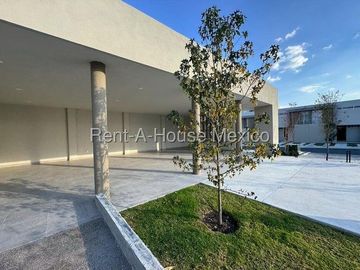 Zakia frente al jardin central rento departamento en privada con amenidades 2 recámaras 2 baños