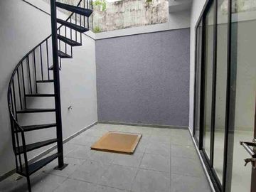 Disewakan Cepat Rumah Modern Spek Premium di Cluster Newton Gading Serpong