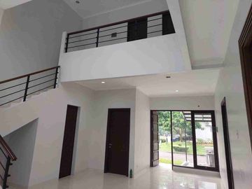 Disewakan Cepat Rumah Modern Spek Premium di Cluster Newton Gading Serpong