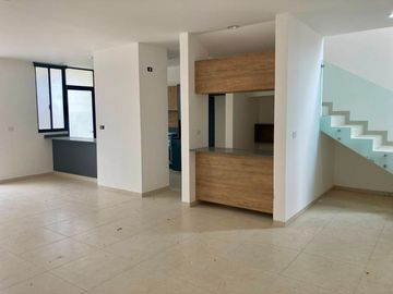 En RENTA casa  en Zibatá en condominio Azhäla 224 Cerca del parque Nandu y áreas comerciales.