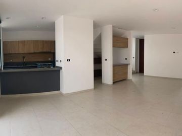 En RENTA casa  en Zibatá en condominio Azhäla 224 Cerca del parque Nandu y áreas comerciales.
