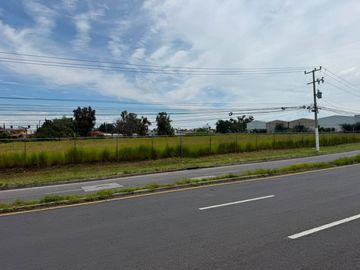 Terreno en Venta y Renta en Tesistan en Zapopan, Jalisco