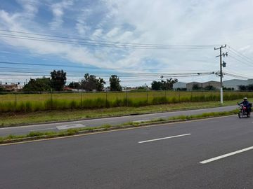 Terreno en Venta y Renta en Tesistan en Zapopan, Jalisco