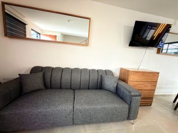 Casa nueva amueblada en renta en Viñedos 2, León