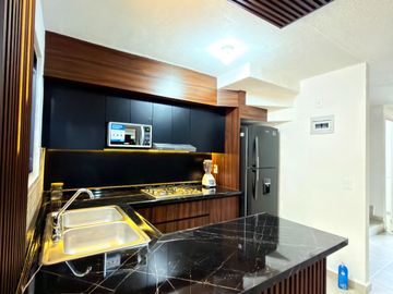 Casa nueva amueblada en renta en Viñedos 2, León