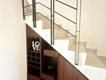 Casa nueva amueblada en renta en Viñedos 2, León