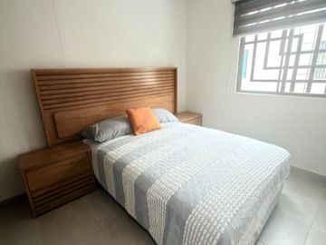 Casa nueva amueblada en renta en Viñedos 2, León