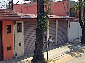 casa en venta en La Gran Vía 116, Residencial El Dorado, 54020 Tlalnepantla, Méx