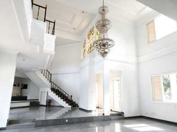DIJUAL RUMAH MEWAH 2 LT DI PURI CINERE

Depok, Jawa Barat