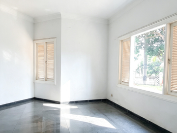 DIJUAL RUMAH MEWAH 2 LT DI PURI CINERE

Depok, Jawa Barat