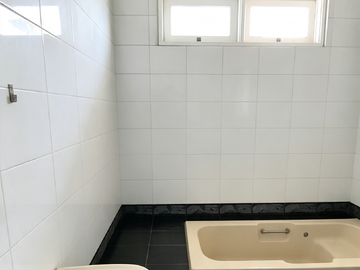 DIJUAL RUMAH MEWAH 2 LT DI PURI CINERE

Depok, Jawa Barat