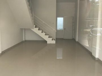Dijual Ruko Kawasan Garden Boulevard Citra Raya Ada 2 Ruko