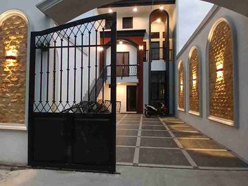 Rumah baru modern classic yg elegant di Mampang, Pancoran Mas Depok