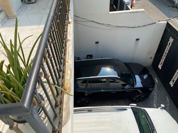 Dijual Rumah Duri Kepa Jl Mangga 3 Lantai + Rooftop Hadap Selatan