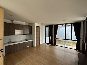 Disewa Rumah Semi Furnish Hook Cendana Lippo Karawaci
