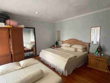 Rumah murah siap huni dalam kompleks elite Mega Cinere, Depok