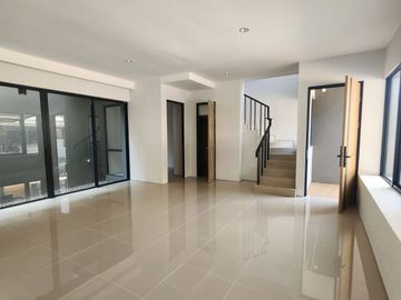 Disewakan Rumah di Cluster Elaia Gading Serpong Siap Huni
