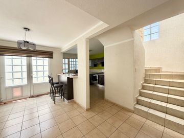 venta de casa en privada Santa Bárbara- cerca de Walmart San Remo pozos Slp