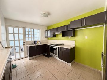 venta de casa en privada Santa Bárbara- cerca de Walmart San Remo pozos Slp