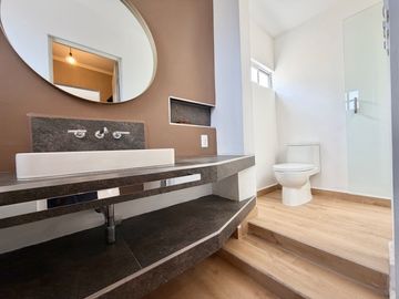 venta de casa en privada Santa Bárbara- cerca de Walmart San Remo pozos Slp